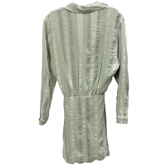Zara women’s button up wrap dress size S green striped - Picture 3 of 11